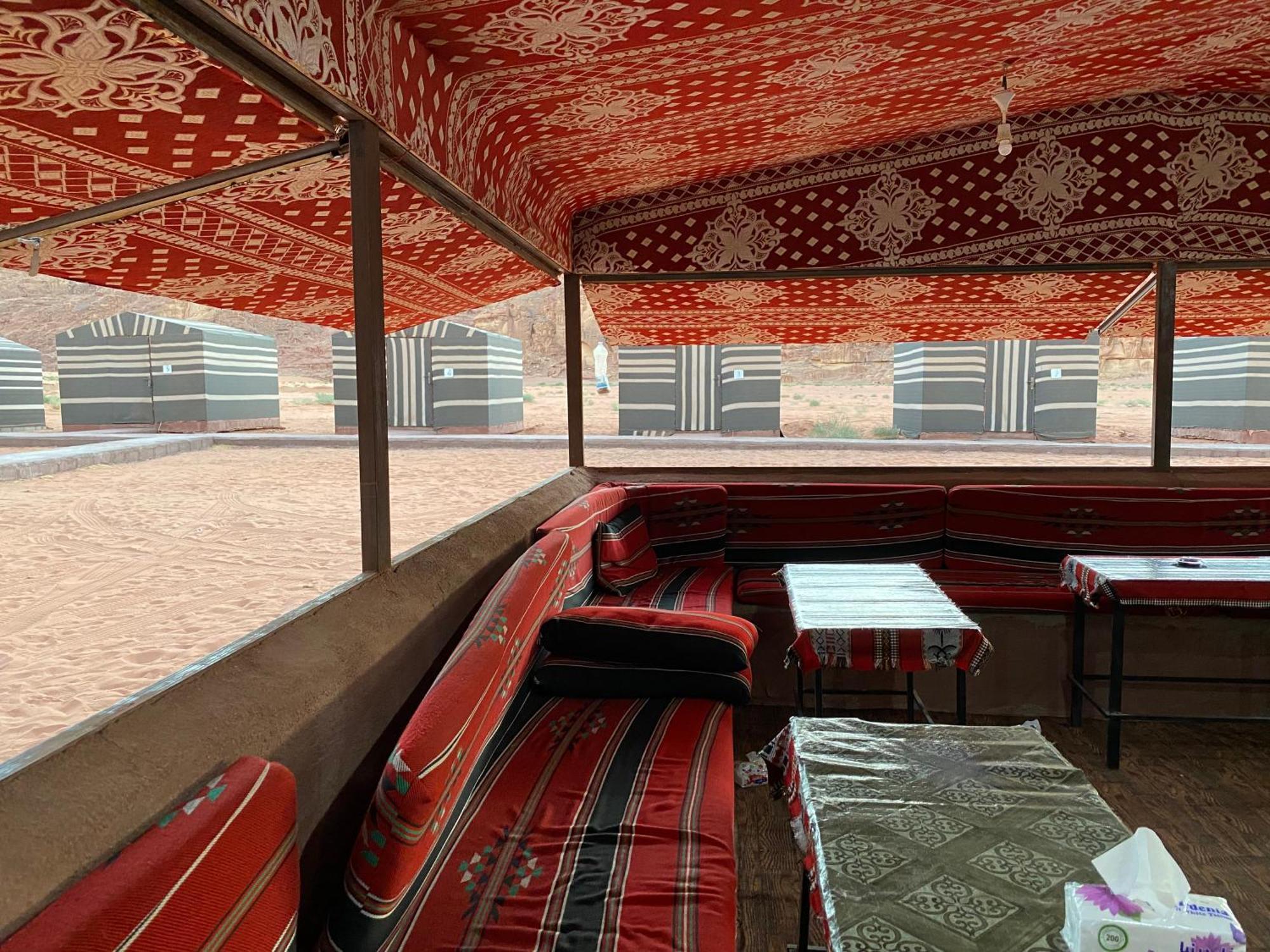 Bedouin Memories Camp Bed & Breakfast Wadi Rum Eksteriør bilde