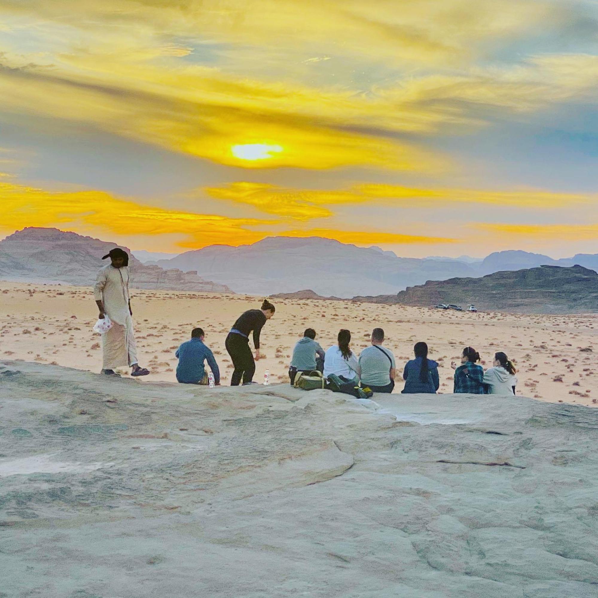 Bedouin Memories Camp Bed & Breakfast Wadi Rum Eksteriør bilde